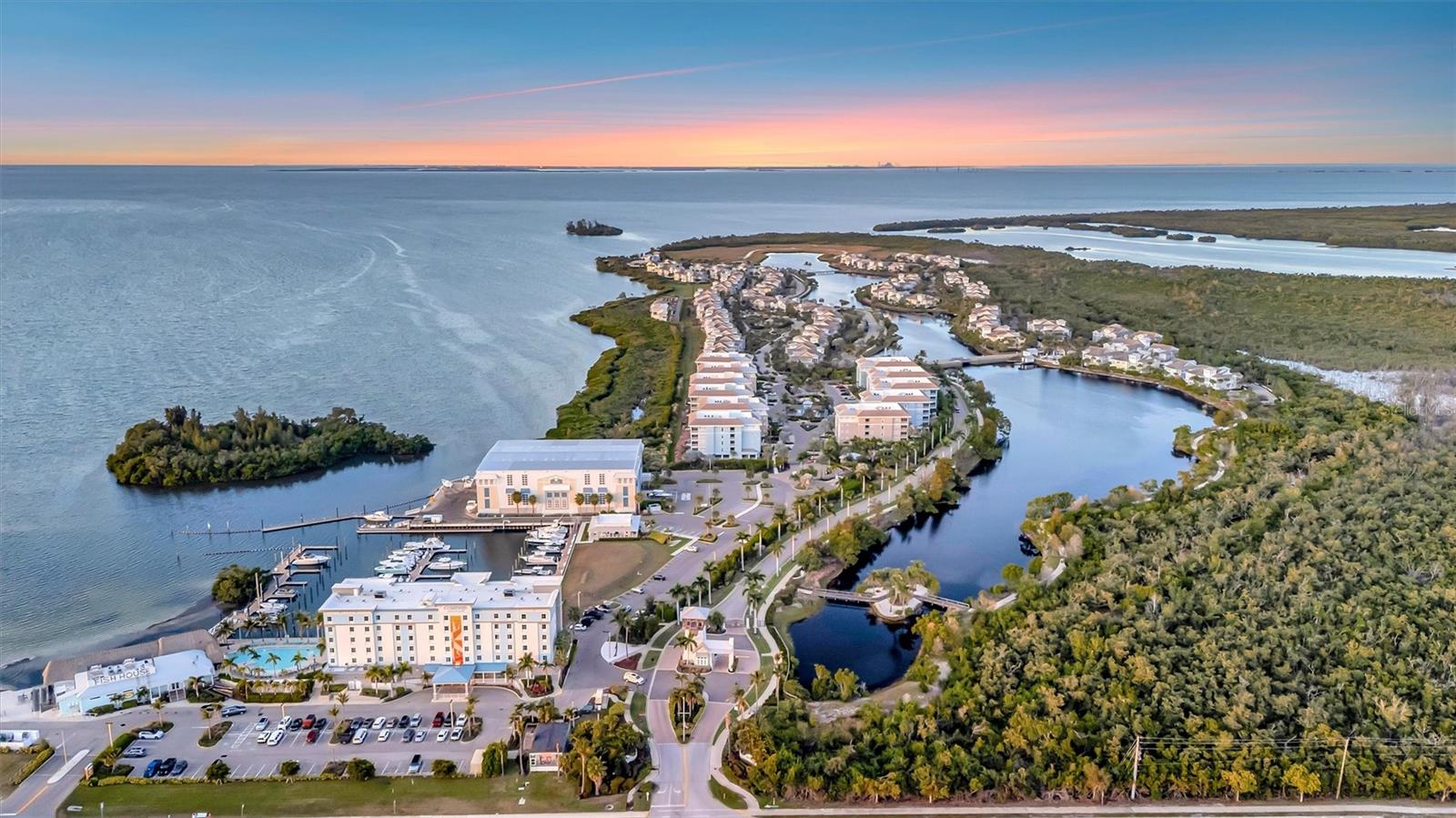 291 COMPASS POINT DRIVE, #201, Bradenton, FL 34209