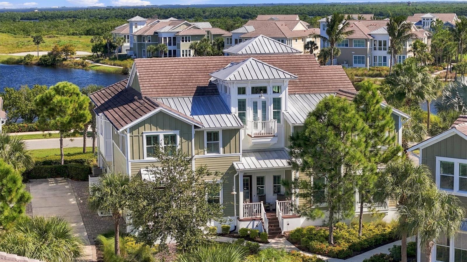 Turnkey-furnished 2-bedroom, 2-bath Bermuda coach home featuring a versatile bonus roomperfect for a den, home office, or additional bedroom! Turnkey-furnished 2-bedroom, 2-bath Bermuda coach home featuring a versatile bonus roomperfect for a den, home office, or additional bedroom!