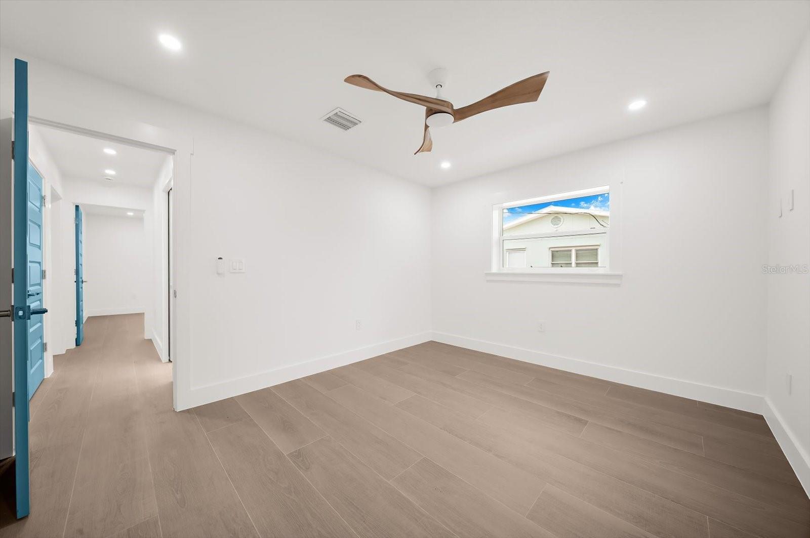 10304 Kingfisher Rd W - Guest Bedroom