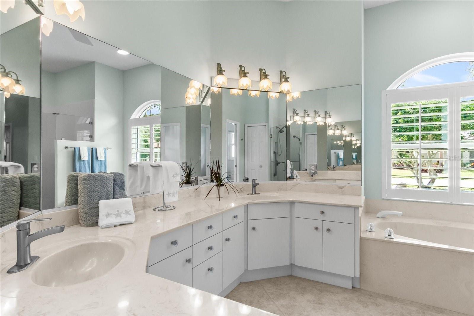 2110 TOCOBAGA LANE, Nokomis, FL 34275
