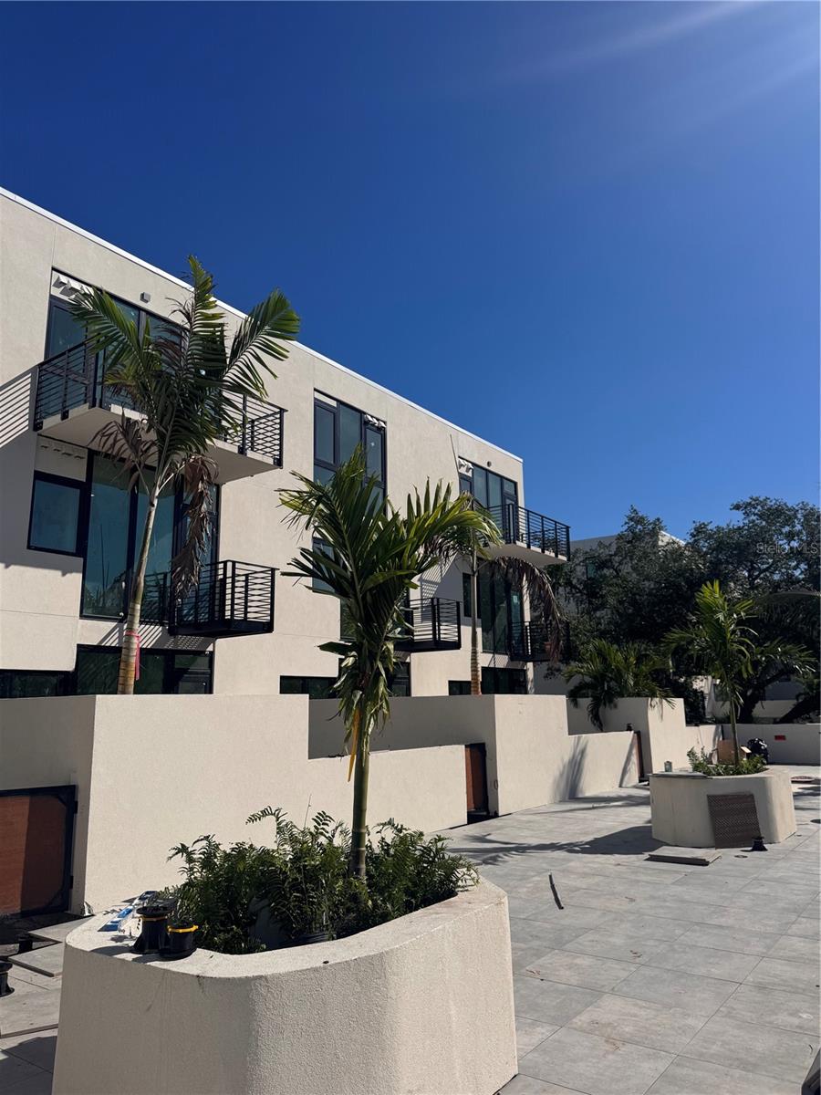 2170 ROBINHOOD STREET, #C1-205, Sarasota, FL 34231 2170 ROBINHOOD STREET, #C1-205, Sarasota, FL 34231