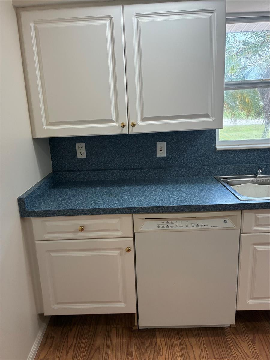 90 HARWICH CIRCLE, Englewood, FL 34223