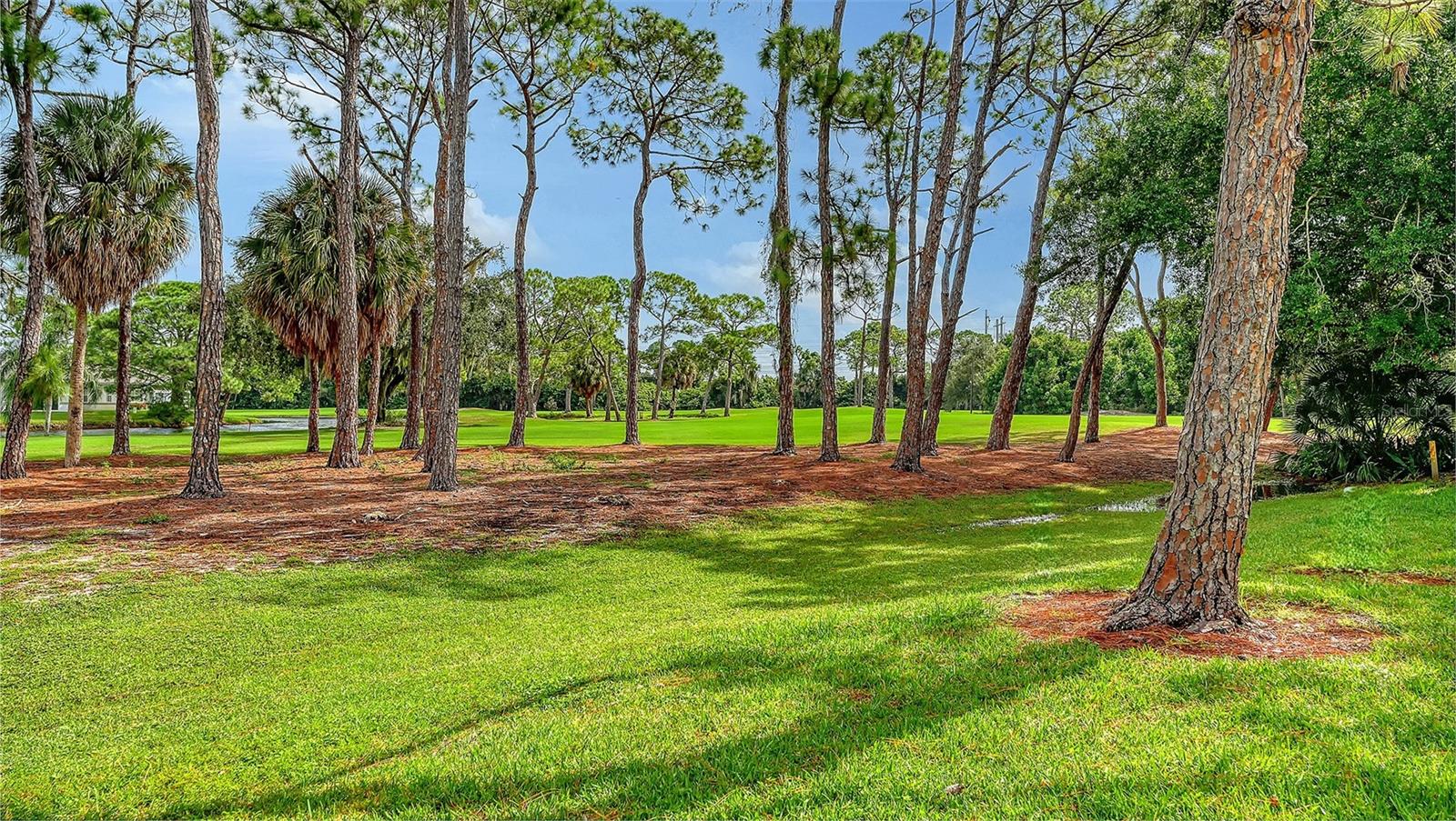 3944 LYNDHURST COURT, Sarasota, FL 34235