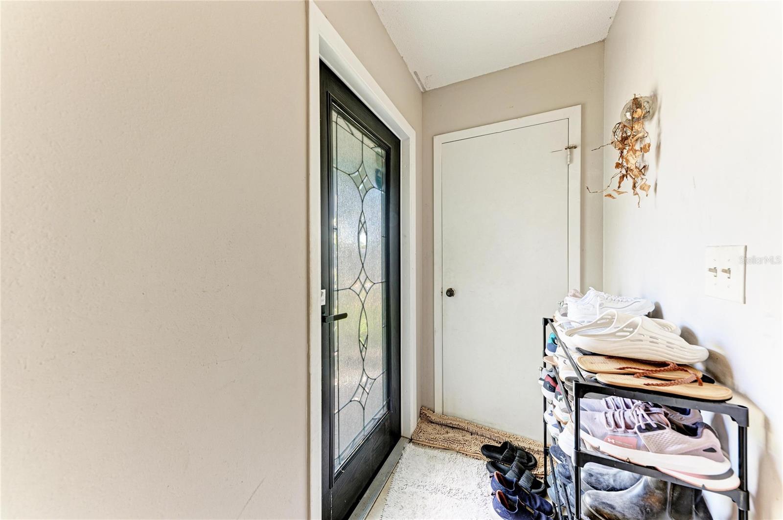 2821 YORKTOWN STREET, Sarasota, FL 34231
