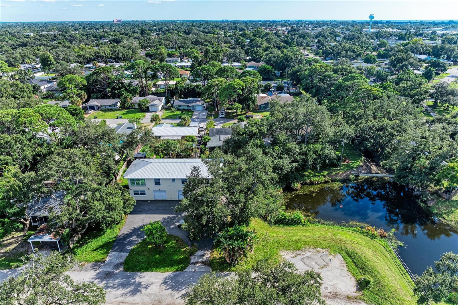 2821 YORKTOWN STREET, Sarasota, FL 34231