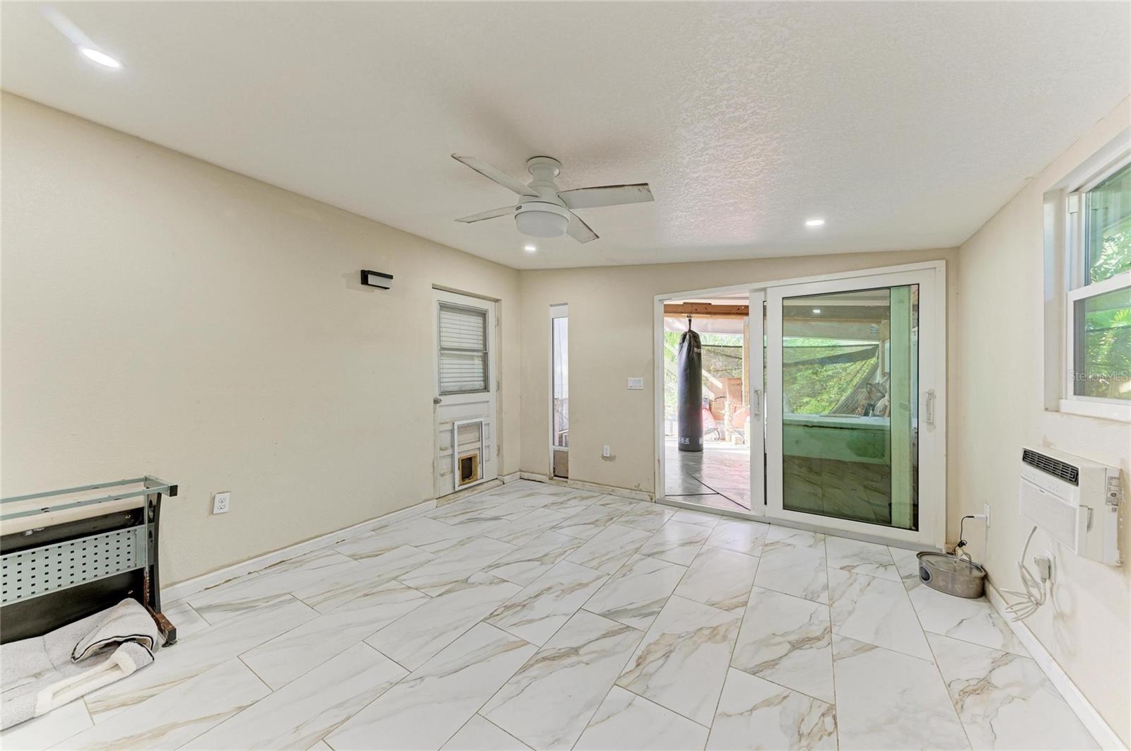 2821 YORKTOWN STREET, Sarasota, FL 34231