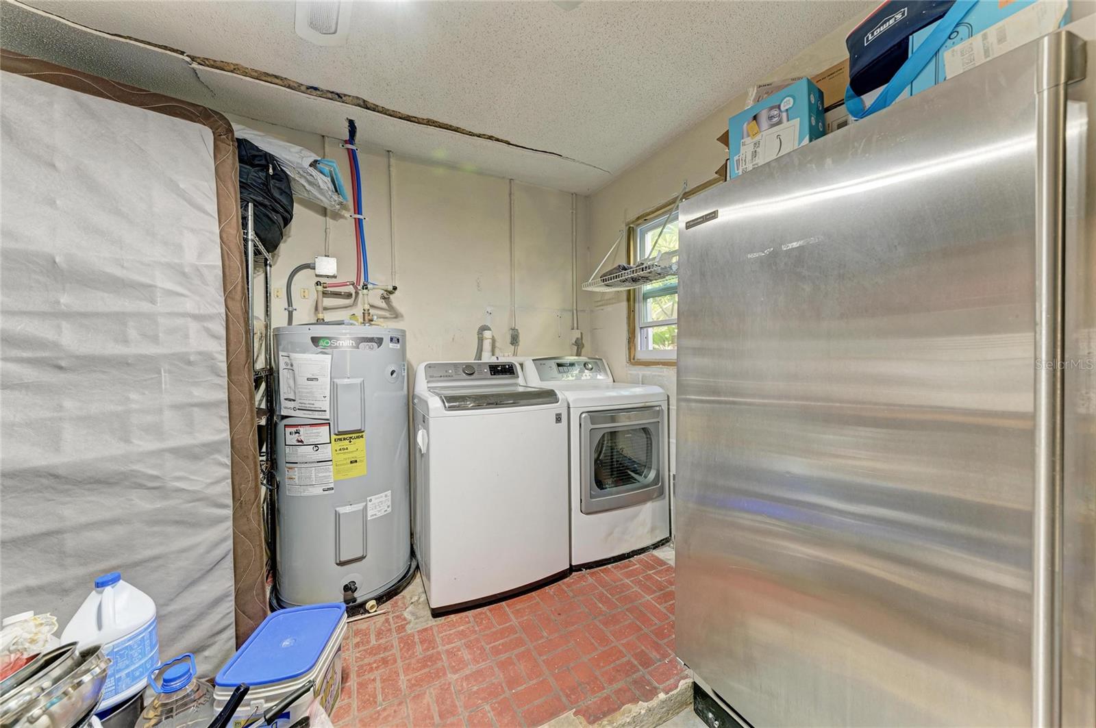 2821 YORKTOWN STREET, Sarasota, FL 34231
