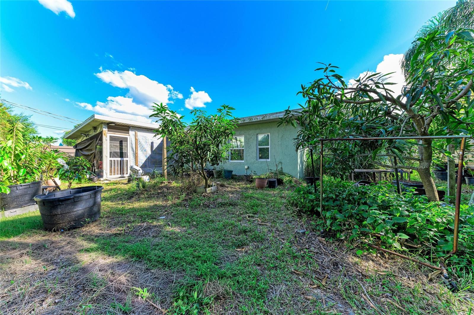 2821 YORKTOWN STREET, Sarasota, FL 34231