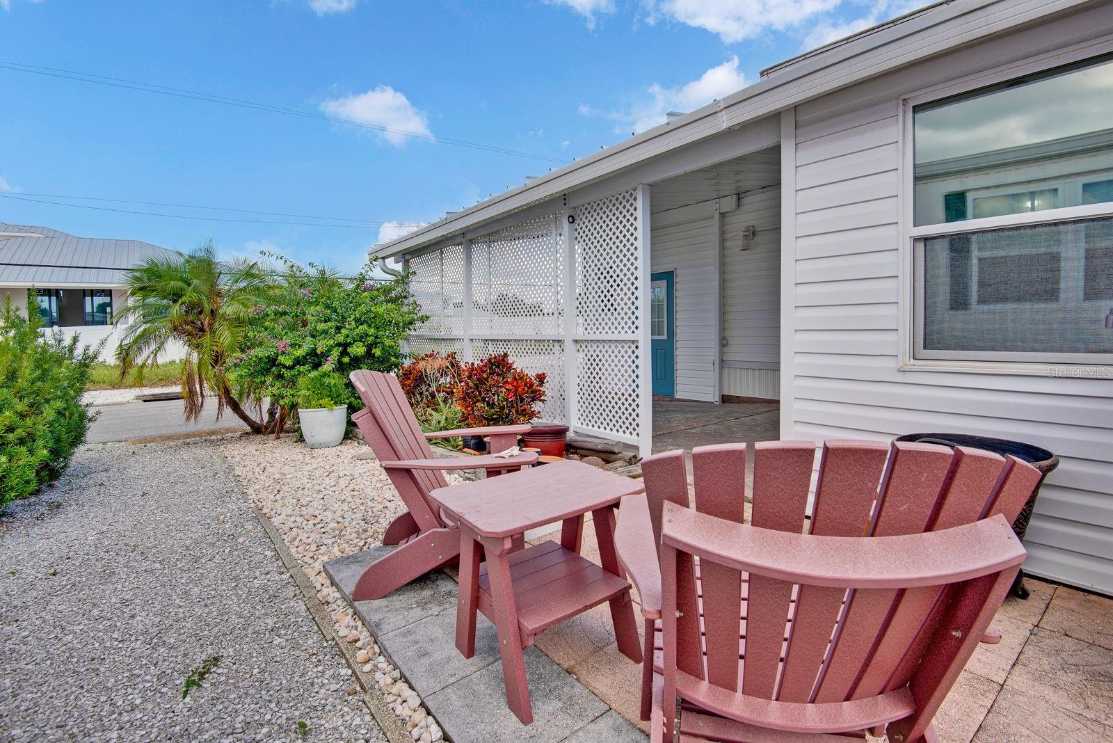 Side patio
