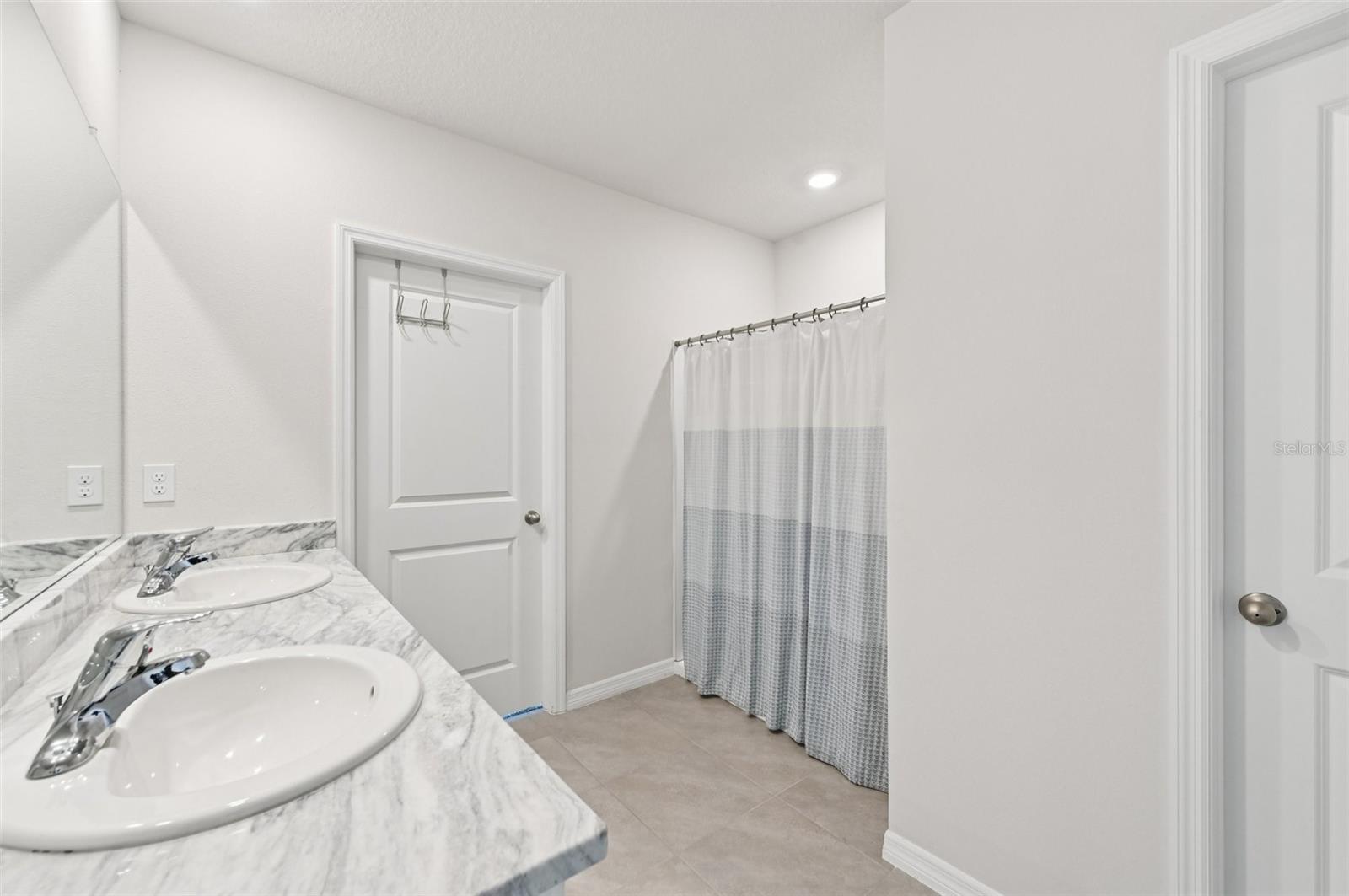 5129 ADEGA WAY, Bradenton, FL 34211