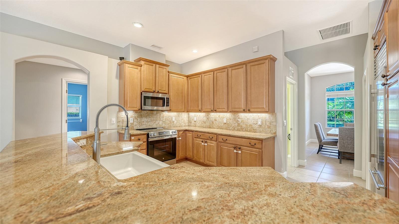 819 GOLDEN POND COURT, Osprey, FL 34229
