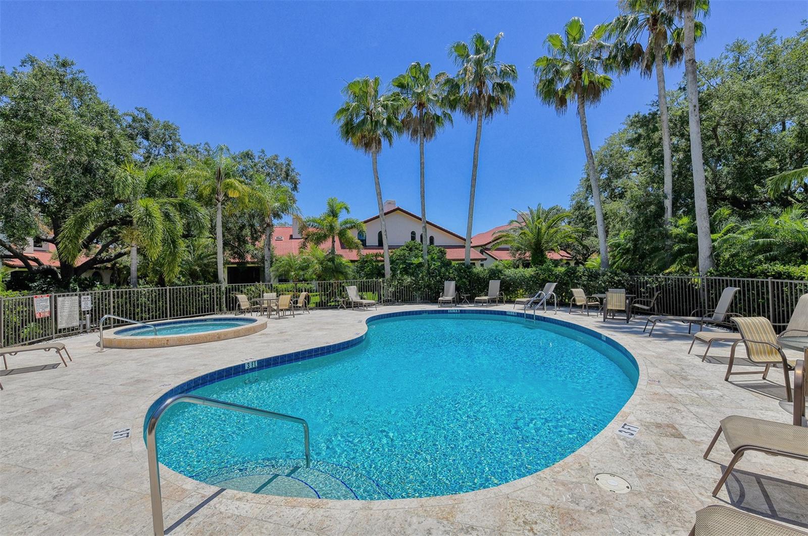 4543 LAS BRISAS LANE, Sarasota, FL 34238