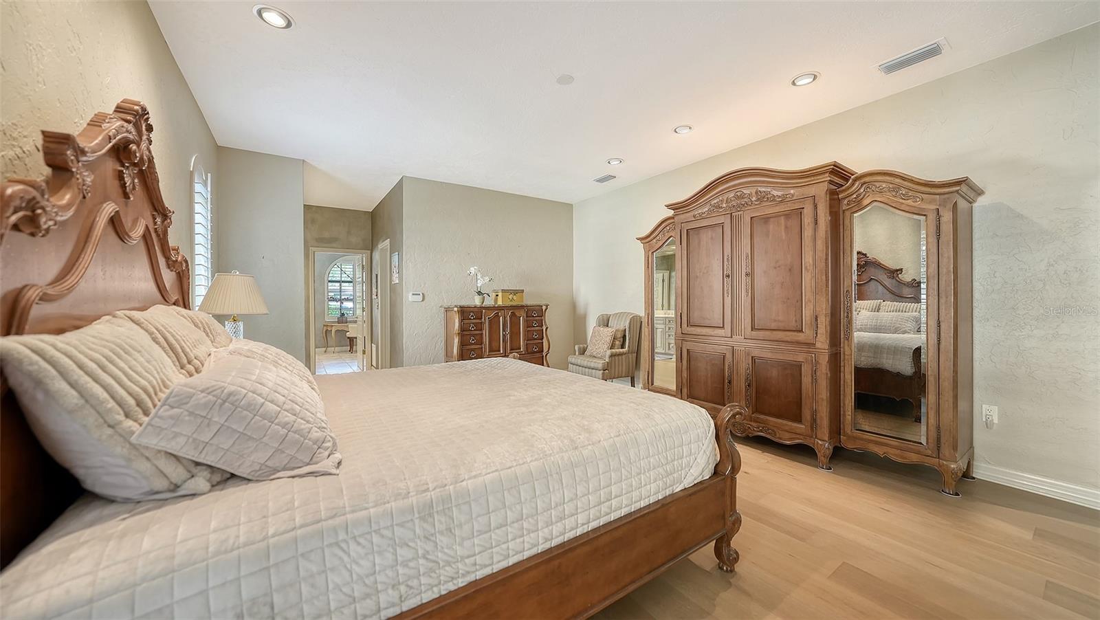 4543 LAS BRISAS LANE, Sarasota, FL 34238