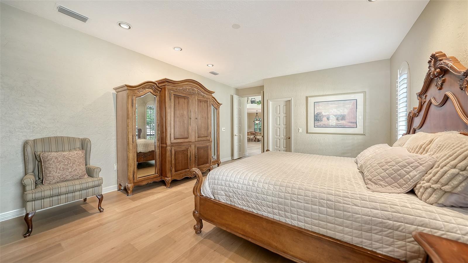 4543 LAS BRISAS LANE, Sarasota, FL 34238