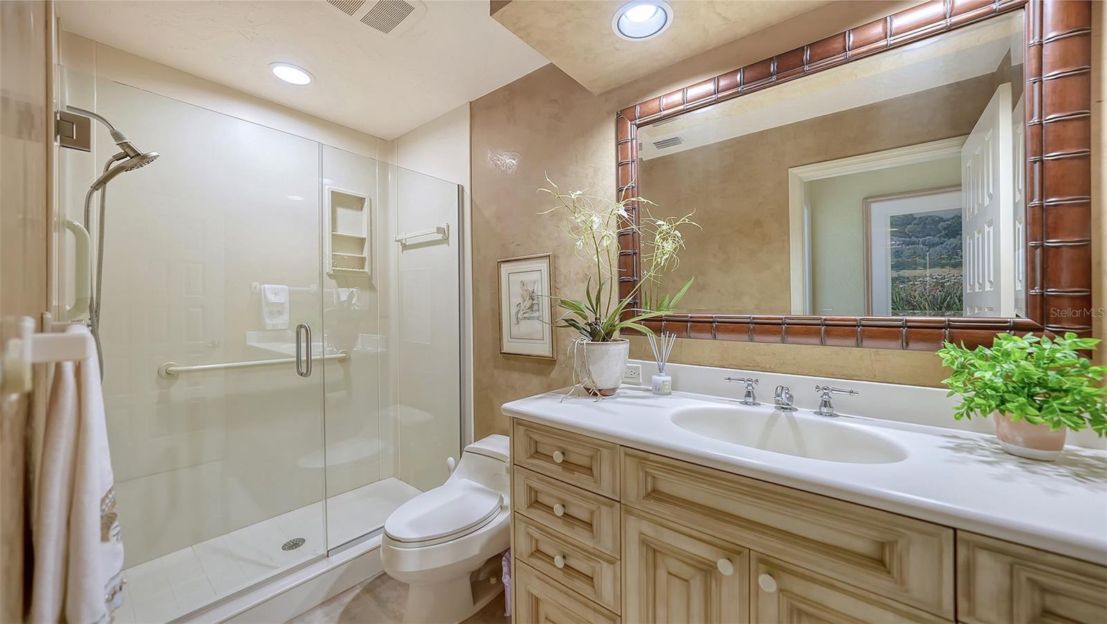 4543 LAS BRISAS LANE, Sarasota, FL 34238