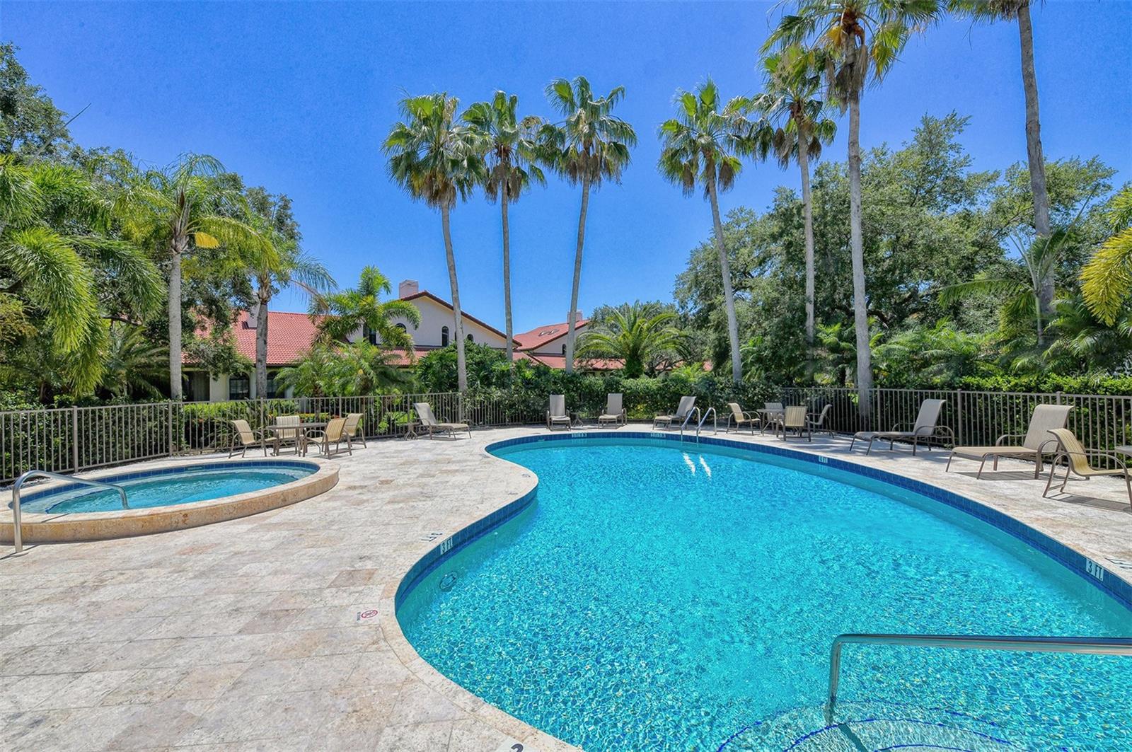4543 LAS BRISAS LANE, Sarasota, FL 34238