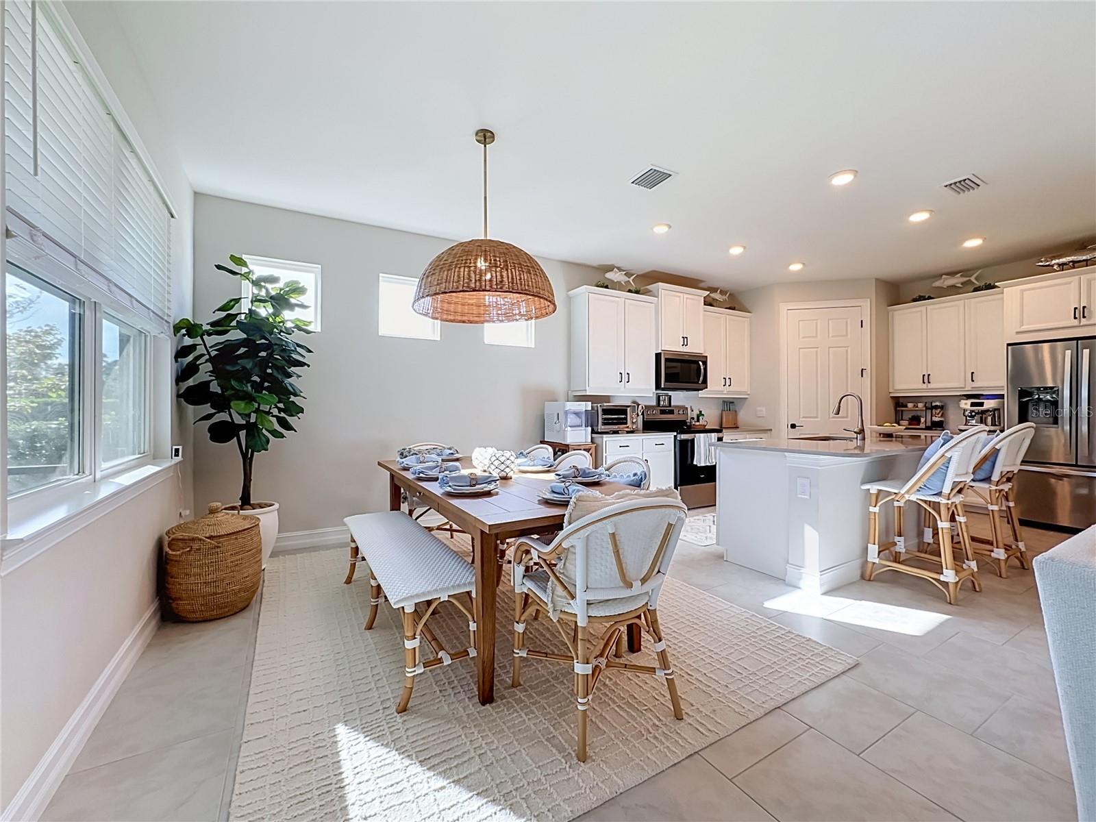 446 IBIZA LOOP, Venice, FL 34292