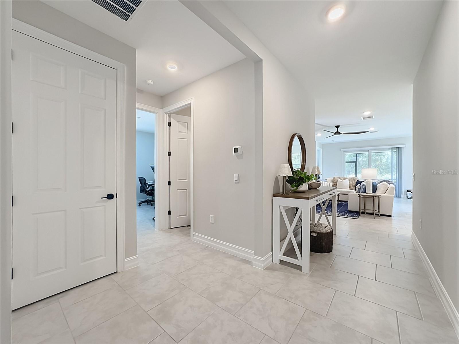 446 IBIZA LOOP, Venice, FL 34292
