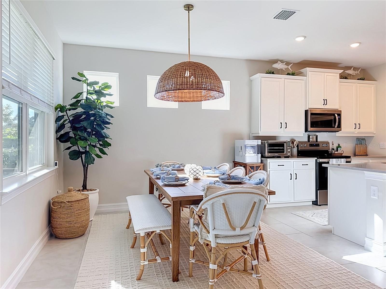 446 IBIZA LOOP, Venice, FL 34292