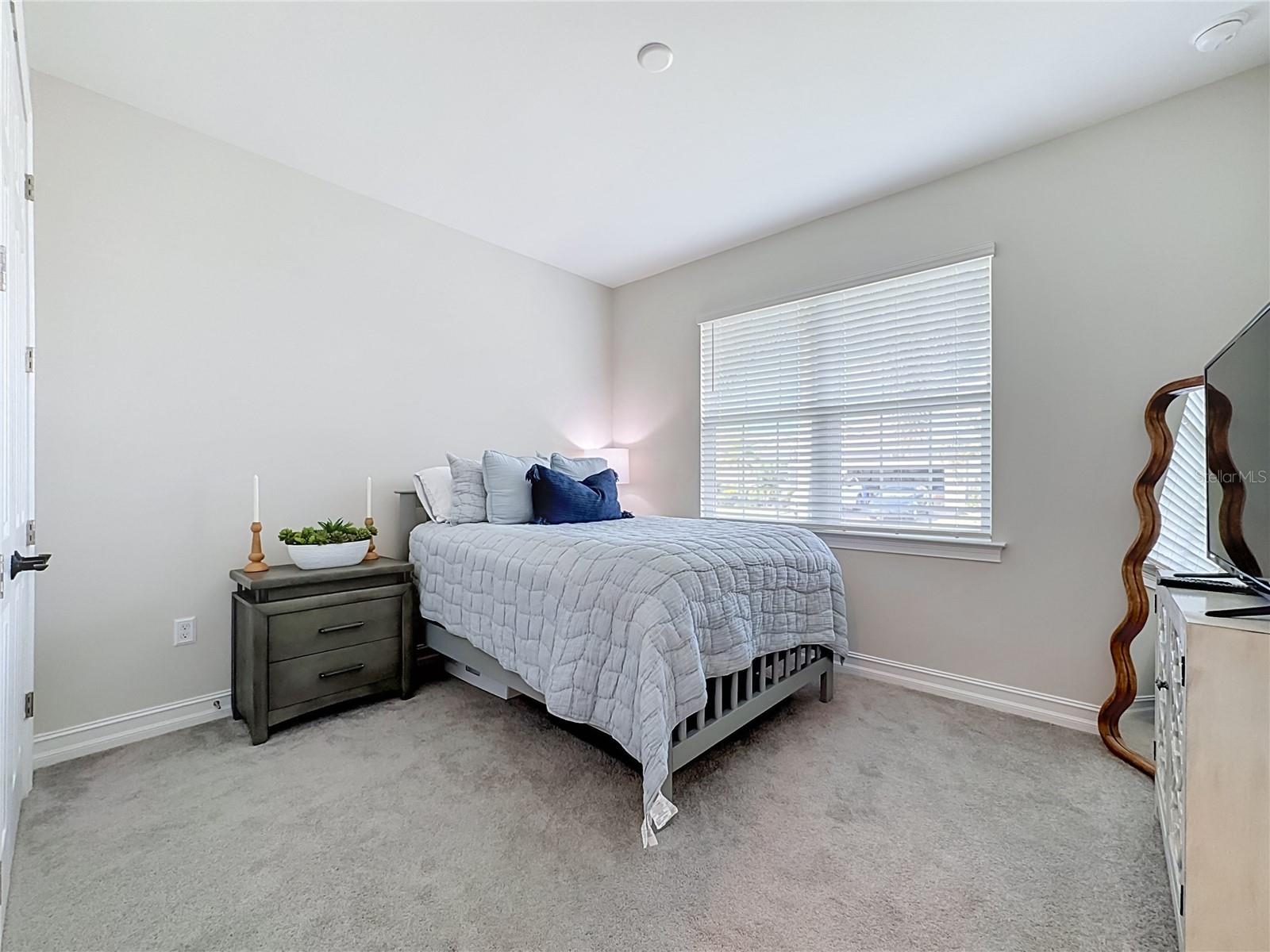 446 IBIZA LOOP, Venice, FL 34292