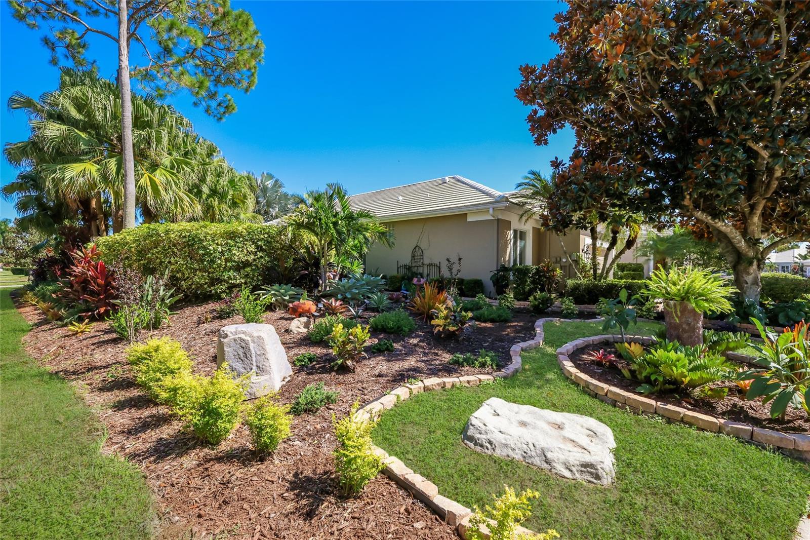 8705 52ND DRIVE E, Bradenton, FL 34211