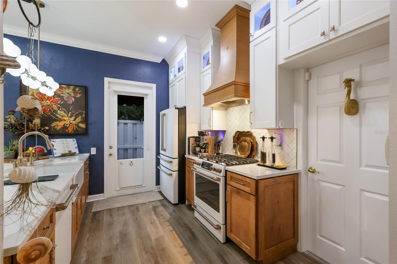 8705 52ND DRIVE E, Bradenton, FL 34211