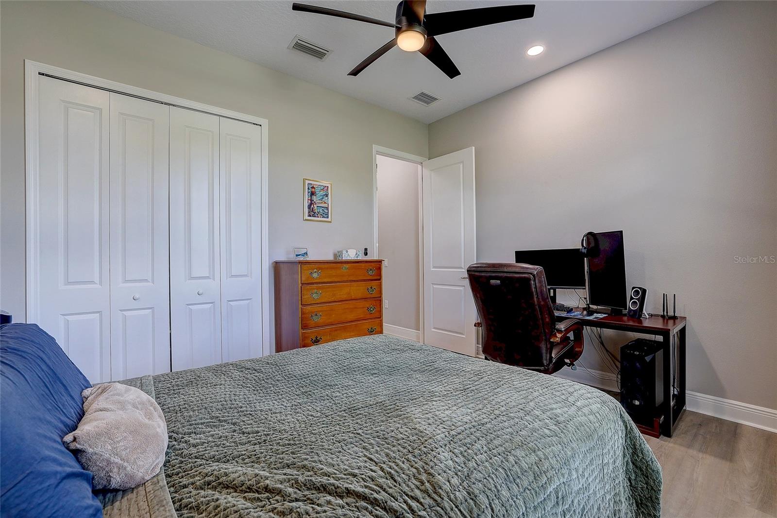 3718 WOODCLIFF LAKE TERRACE, Sarasota, FL 34243