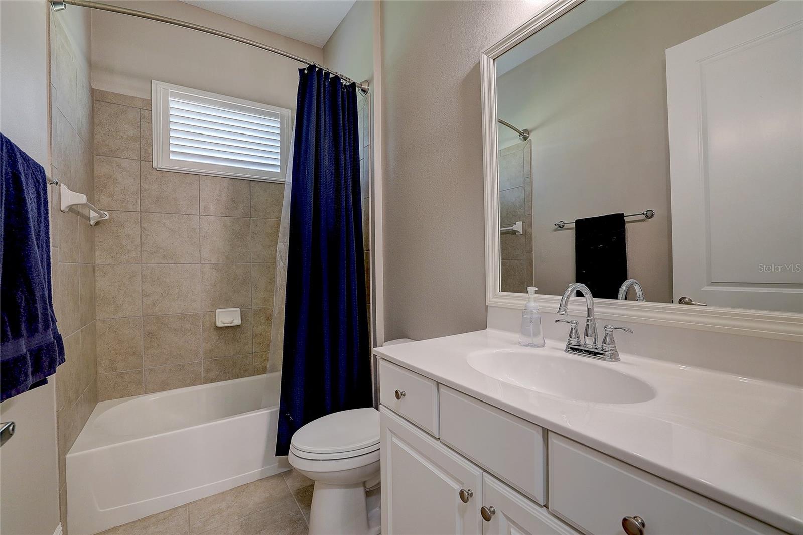3718 WOODCLIFF LAKE TERRACE, Sarasota, FL 34243