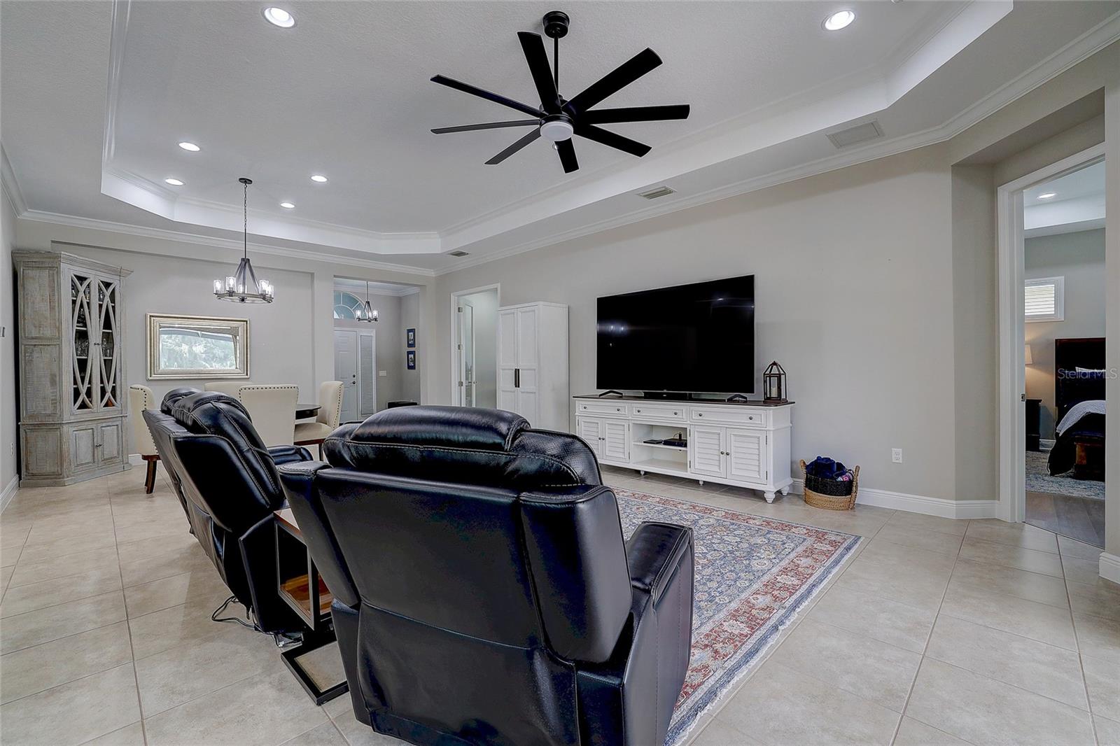 3718 WOODCLIFF LAKE TERRACE, Sarasota, FL 34243