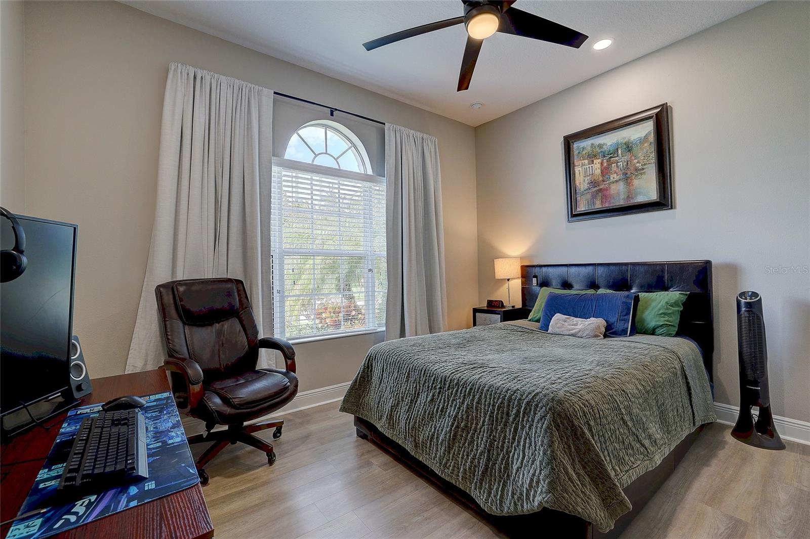 3718 WOODCLIFF LAKE TERRACE, Sarasota, FL 34243