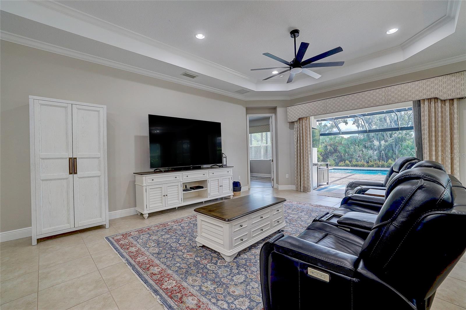 3718 WOODCLIFF LAKE TERRACE, Sarasota, FL 34243