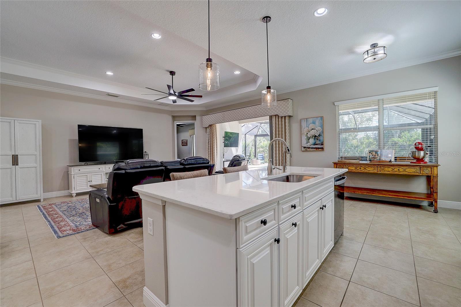 3718 WOODCLIFF LAKE TERRACE, Sarasota, FL 34243