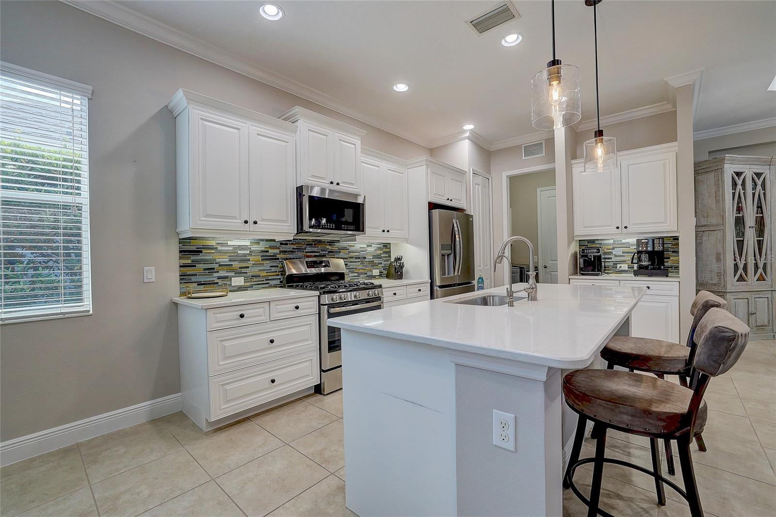 3718 WOODCLIFF LAKE TERRACE, Sarasota, FL 34243