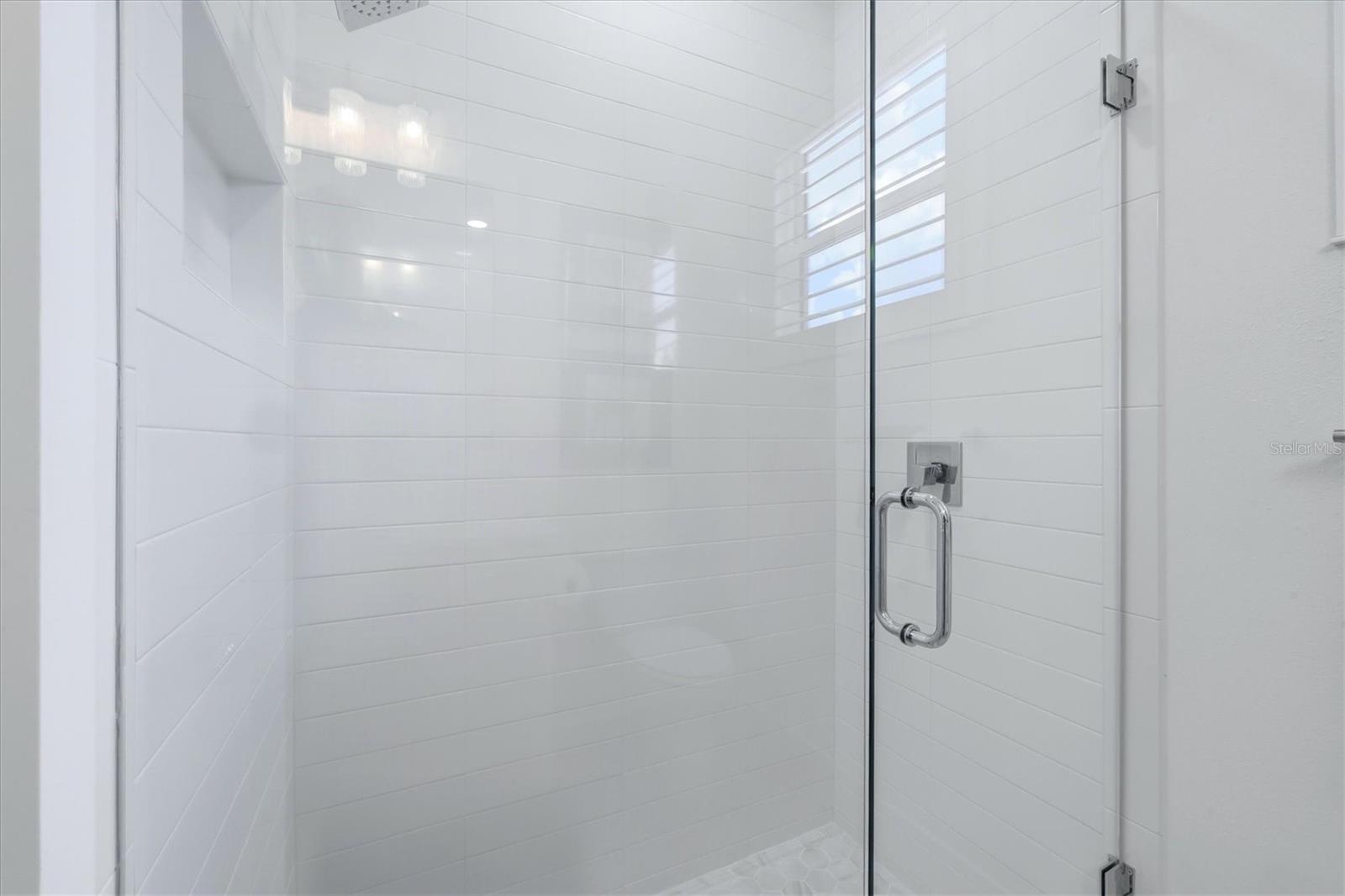 1104 WATERLINE COURT, Sarasota, FL 34240