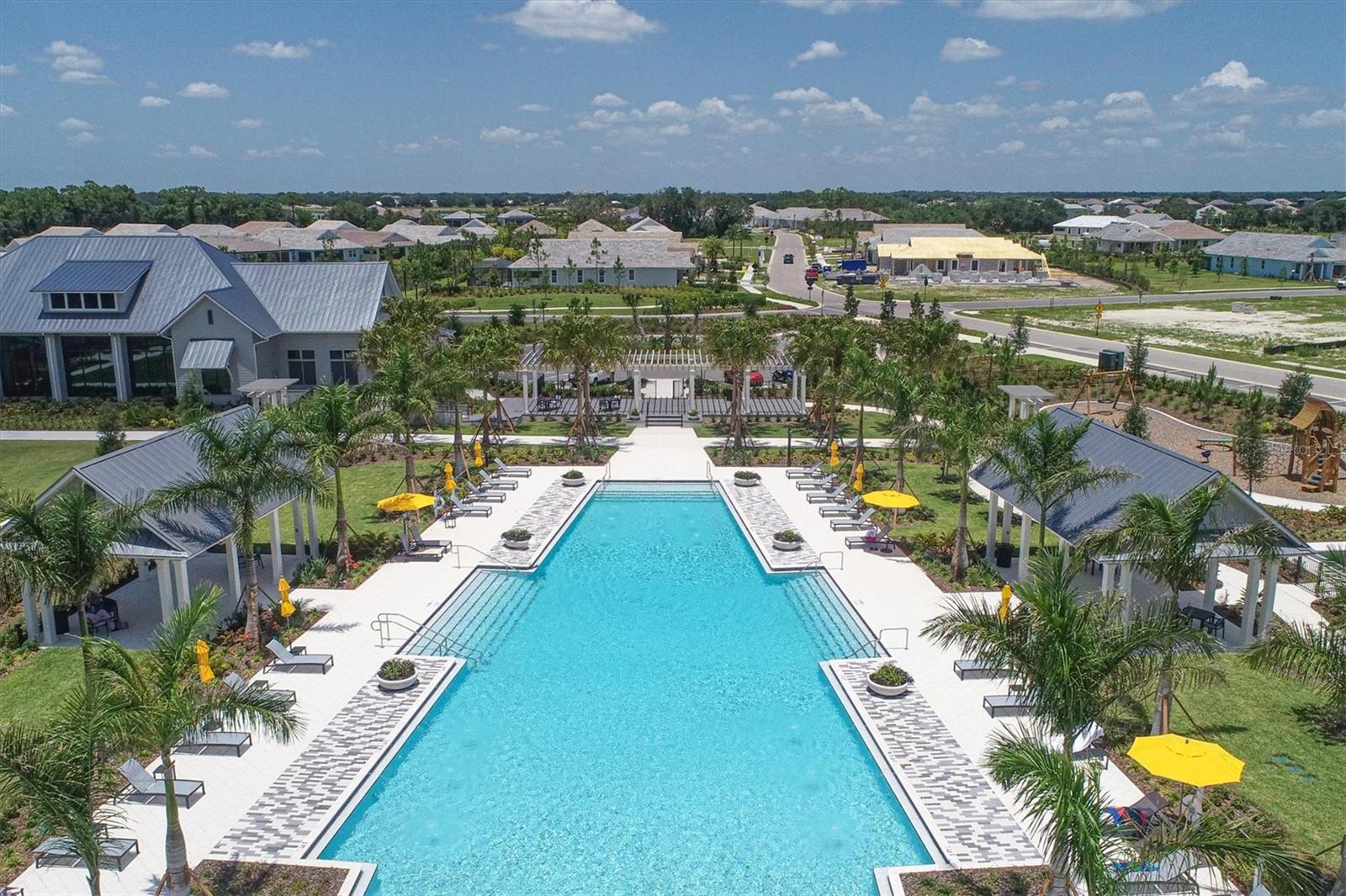 1104 WATERLINE COURT, Sarasota, FL 34240