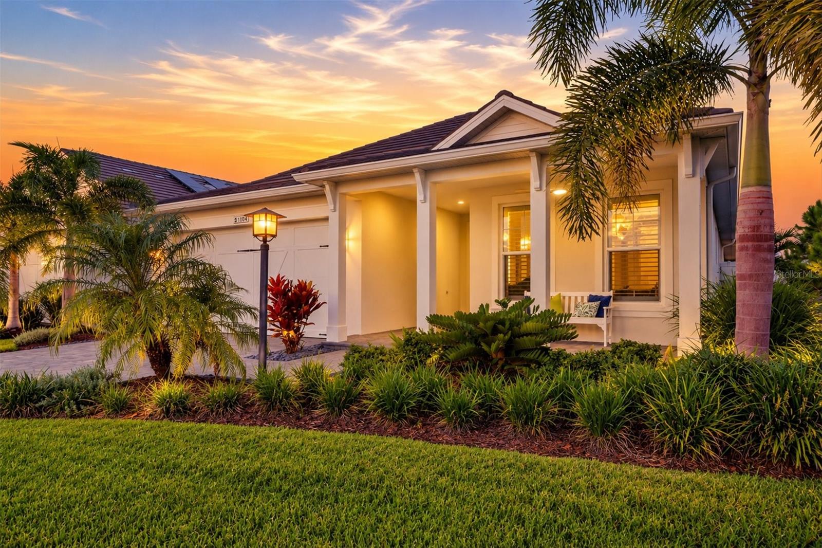 1104 WATERLINE COURT, Sarasota, FL 34240