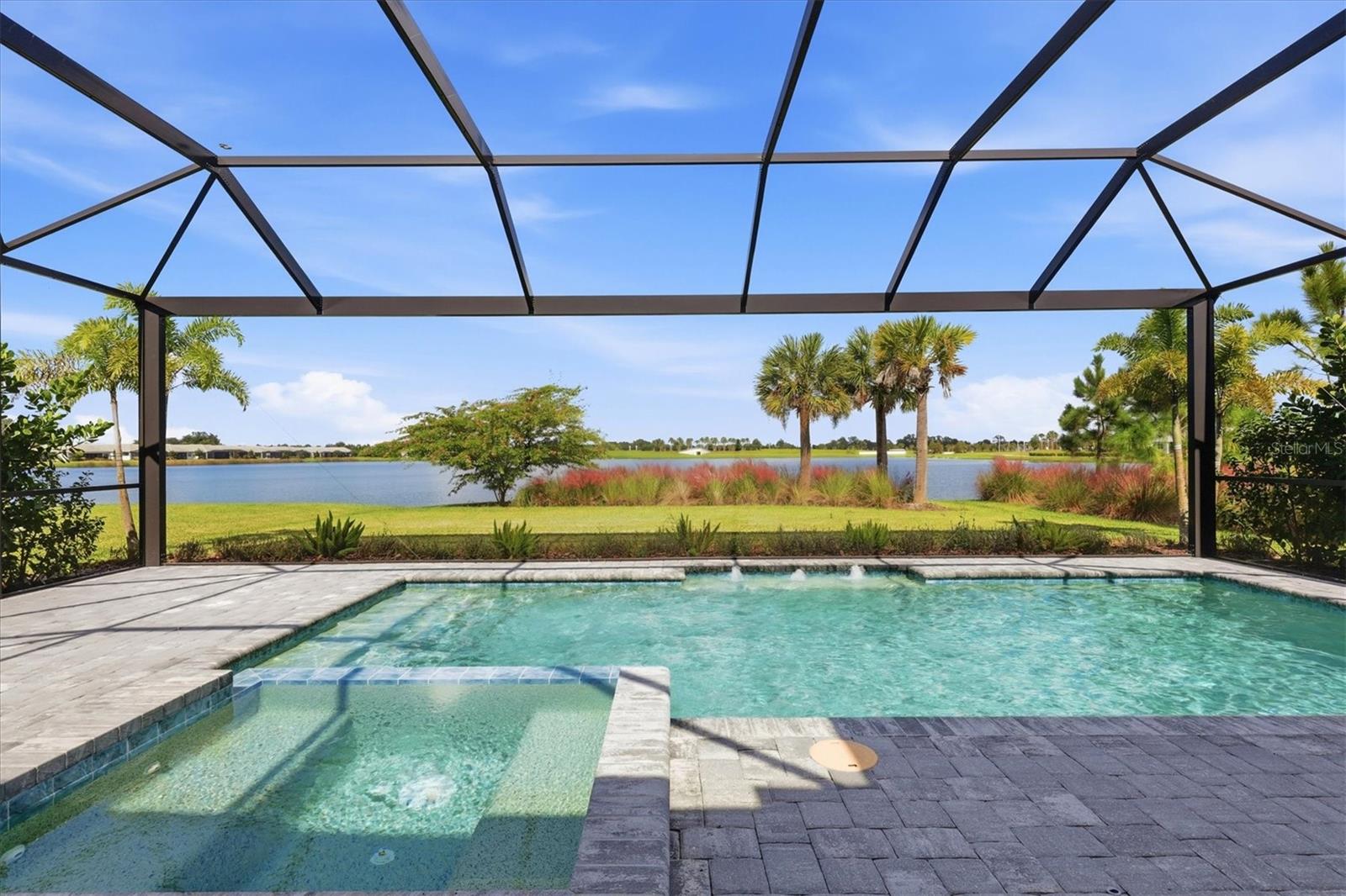 1104 WATERLINE COURT, Sarasota, FL 34240