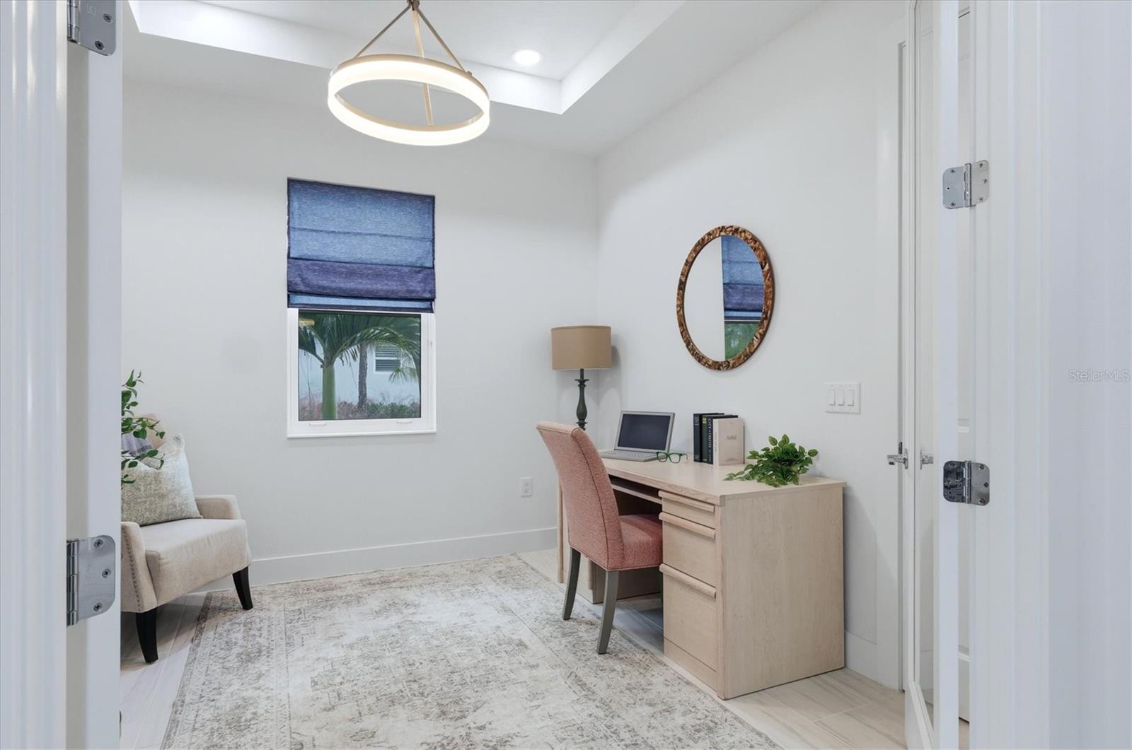 1104 WATERLINE COURT, Sarasota, FL 34240