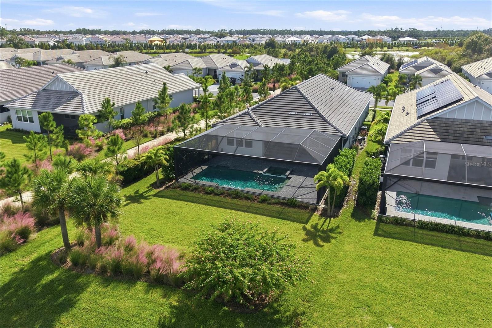1104 WATERLINE COURT, Sarasota, FL 34240