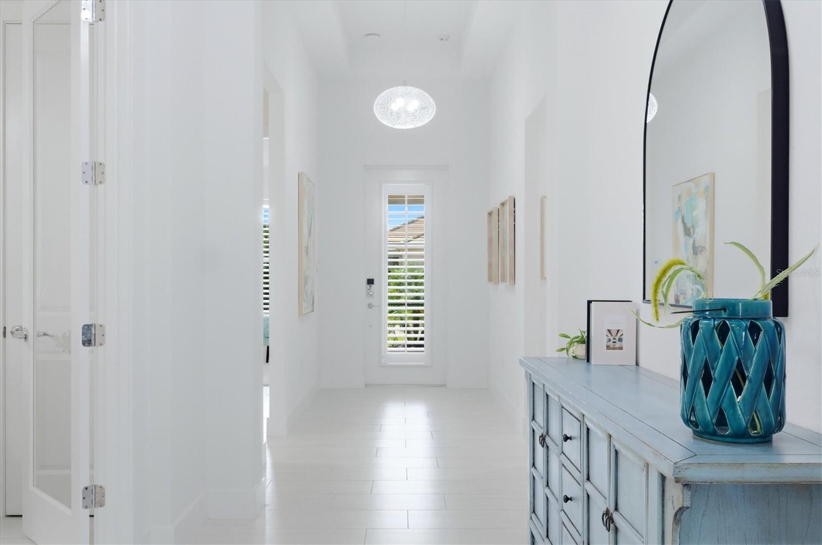 1104 WATERLINE COURT, Sarasota, FL 34240