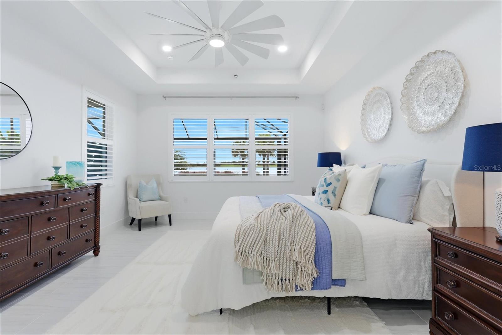 1104 WATERLINE COURT, Sarasota, FL 34240