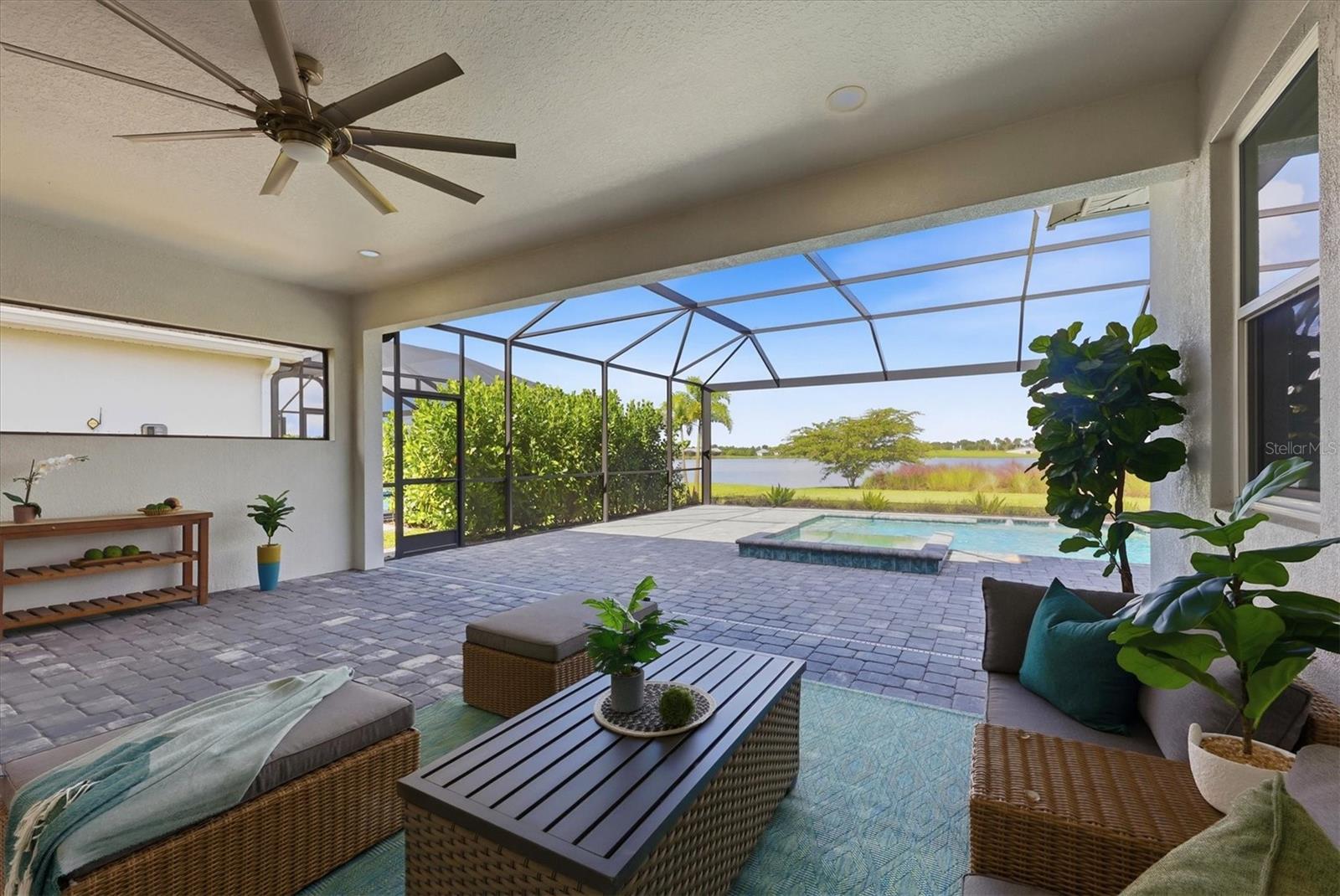 1104 WATERLINE COURT, Sarasota, FL 34240