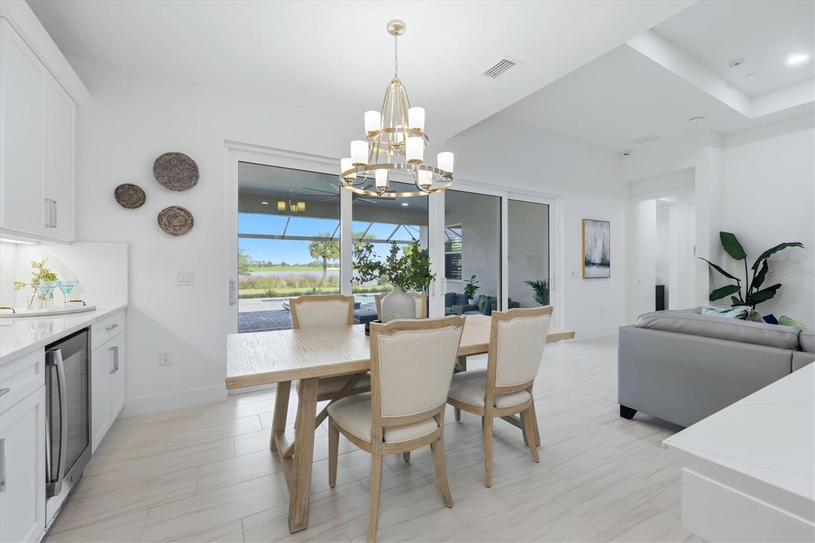 1104 WATERLINE COURT, Sarasota, FL 34240