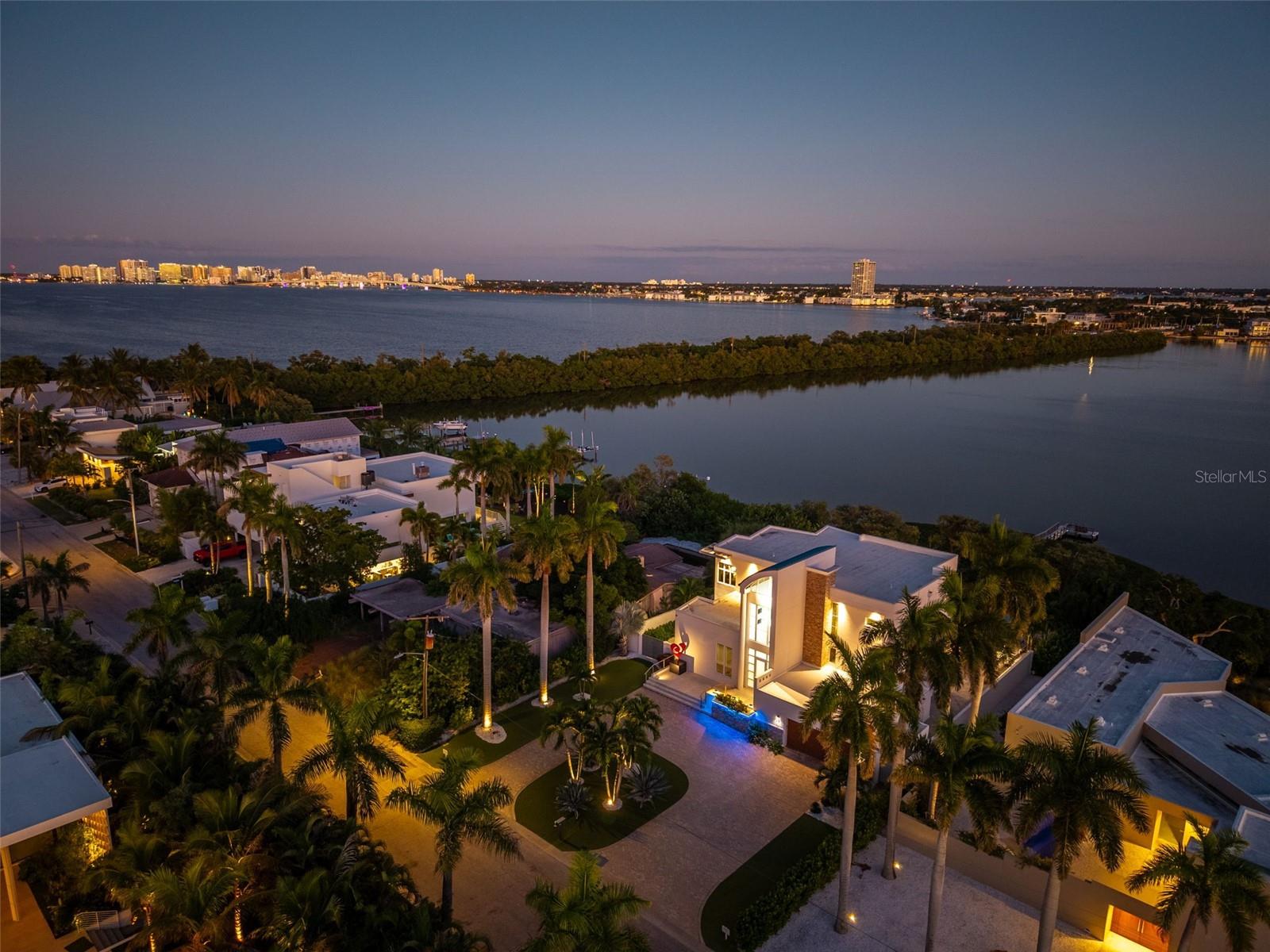 222 MORNINGSIDE DRIVE, Sarasota, FL 34236 222 MORNINGSIDE DRIVE, Sarasota, FL 34236