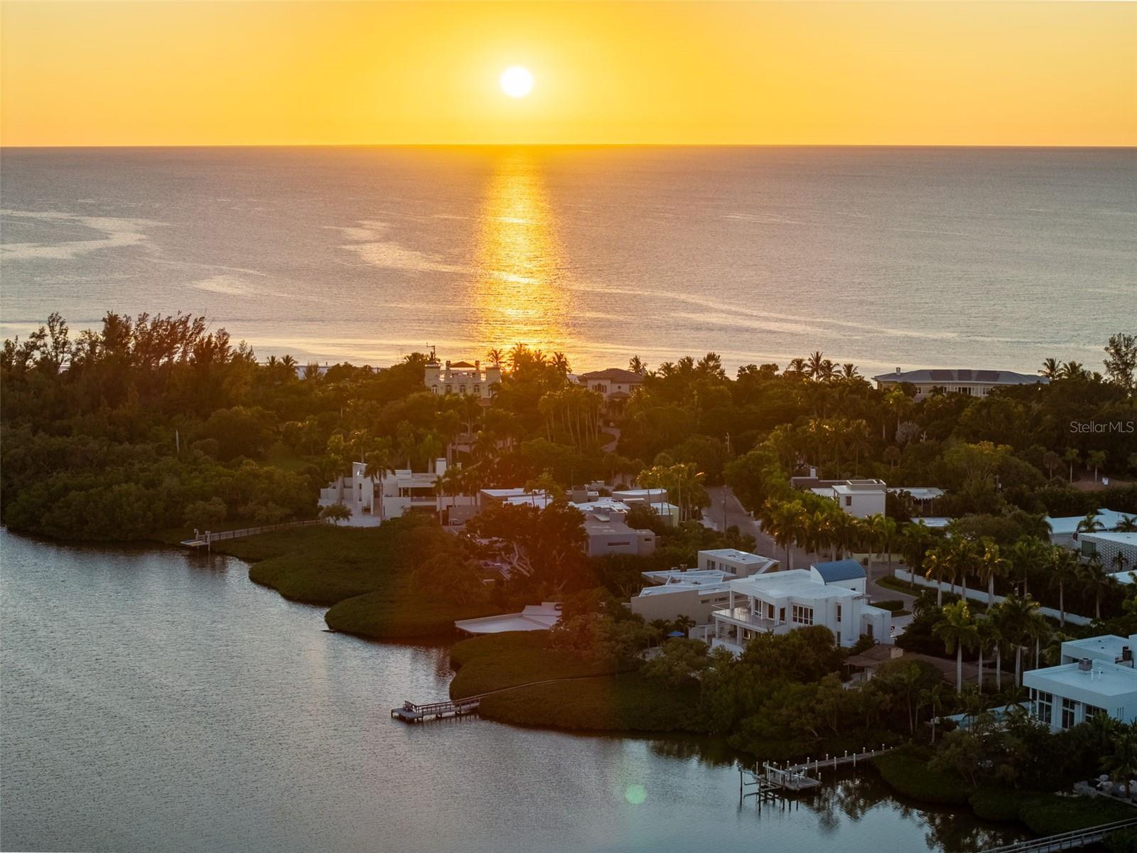 222 MORNINGSIDE DRIVE, Sarasota, FL 34236