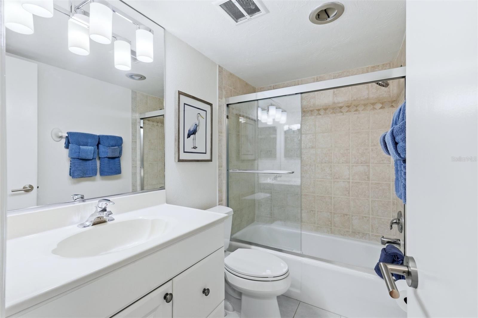 Ensuite Primary Bathroom