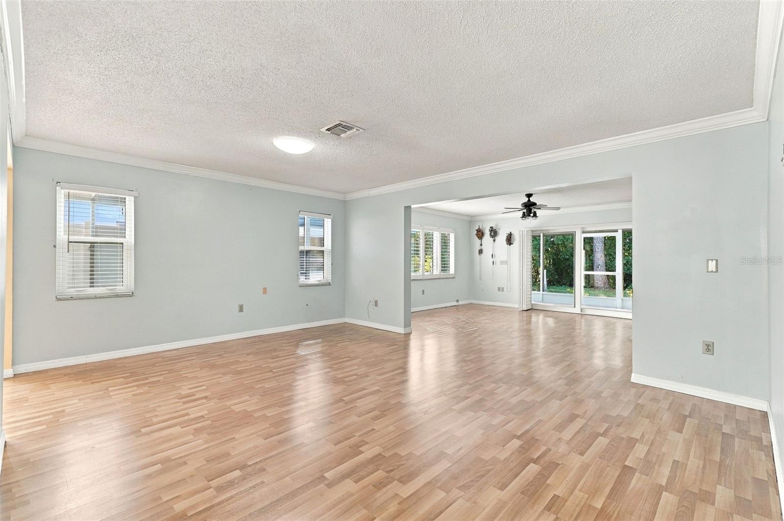6272 GREEN VIEW CIR, #114, Sarasota, FL 34231