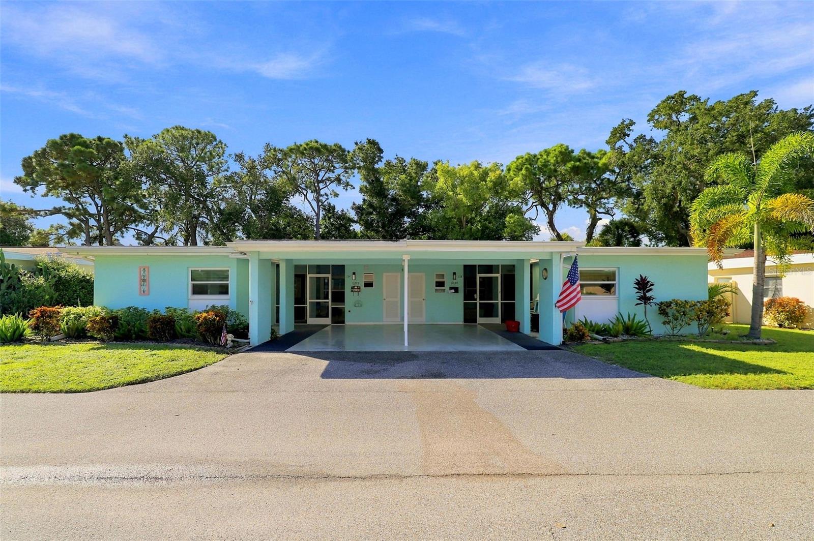 6272 GREEN VIEW CIR, #114, Sarasota, FL 34231
