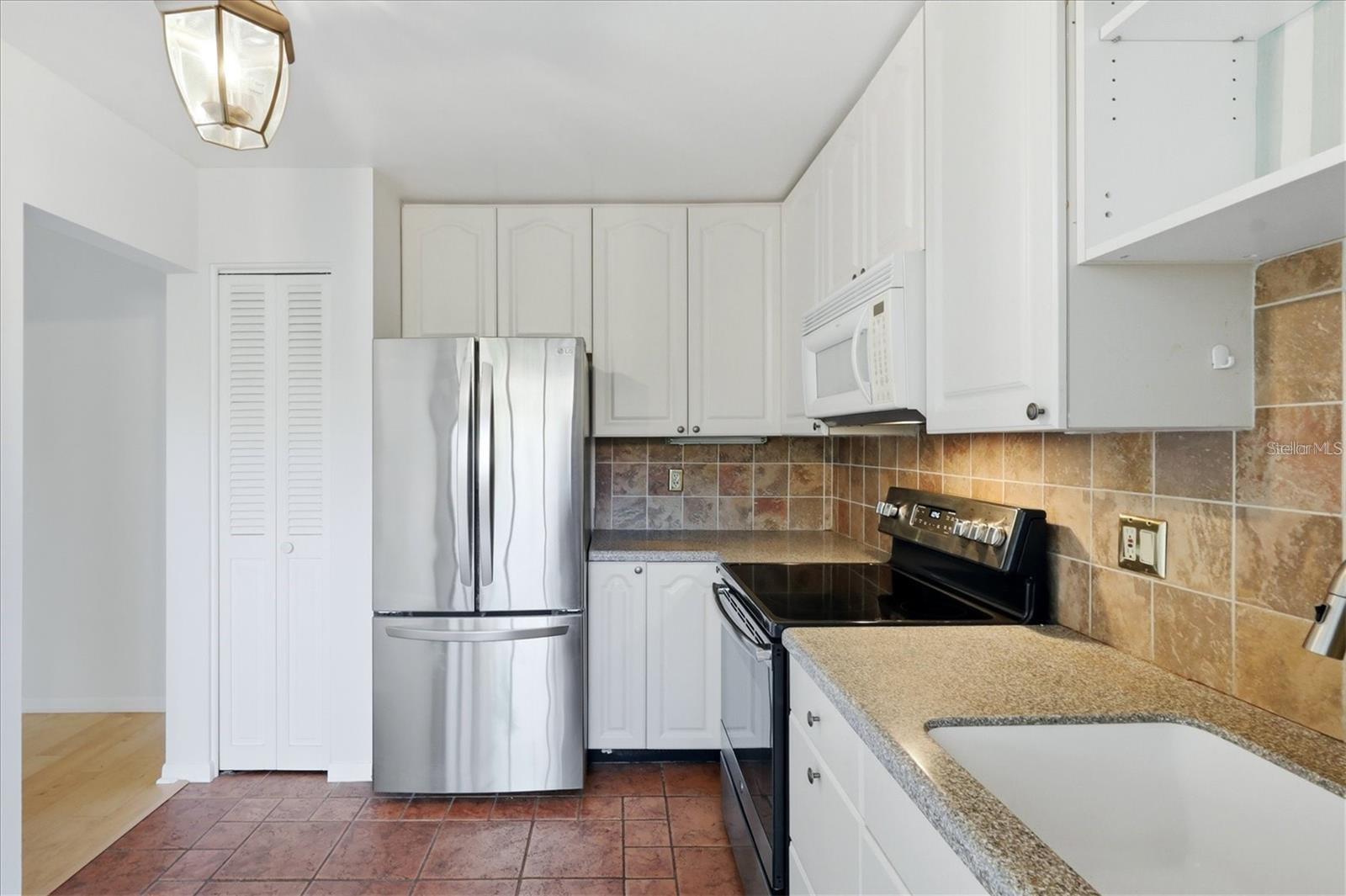 5387 HUNTINGWOOD COURT, #4, Sarasota, FL 34235