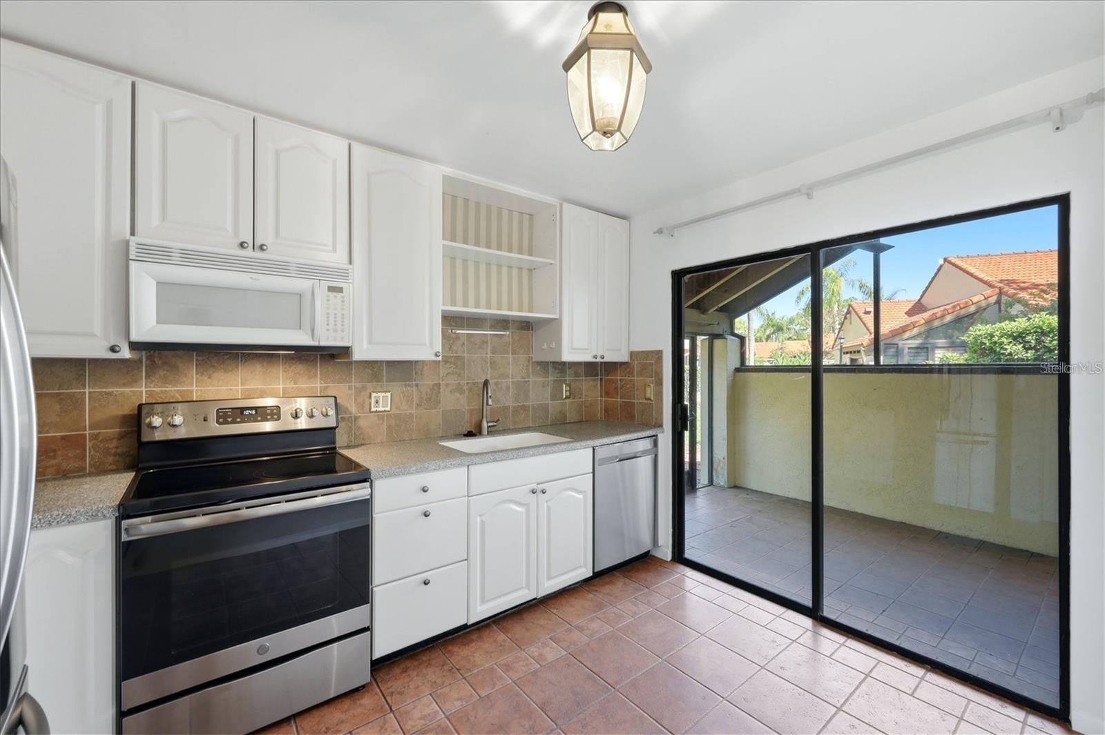 5387 HUNTINGWOOD COURT, #4, Sarasota, FL 34235